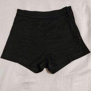 🎉3/$15🎉 H&M High Waisted Seamless Jean Shorts